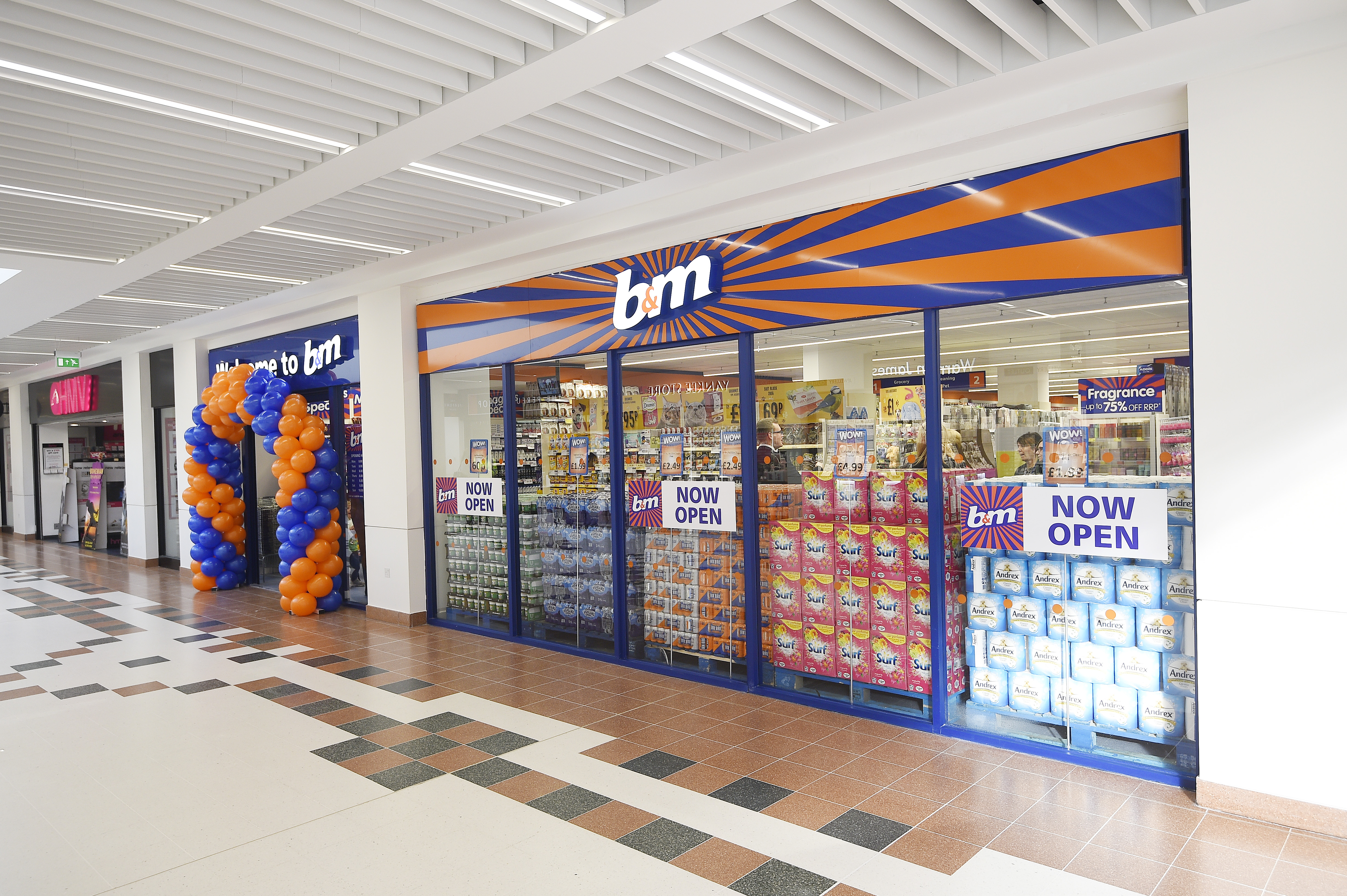 B&M Almondvale